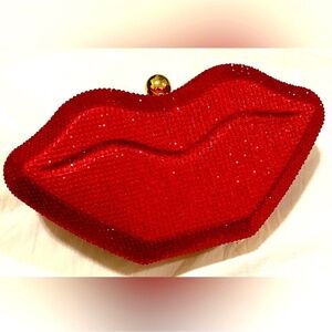 Embellished lip clutch